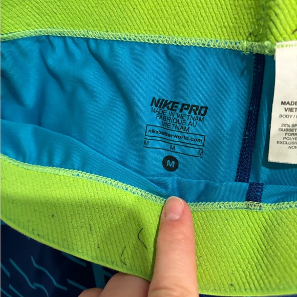 Nike pro shorts size:M - Picture 2 of 3
